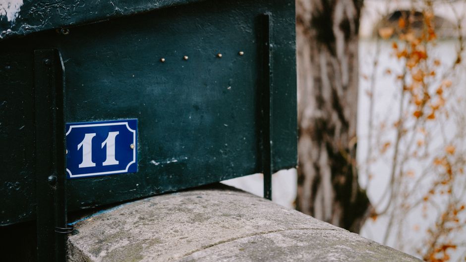 Qui habite à cette adresse : Découvrez les secrets de vos voisins !