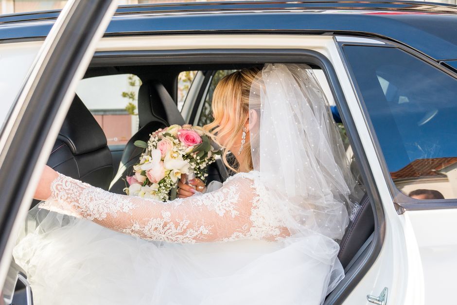 Le mariage d’Anne-Charlène Bezzina : récit, photos et invités